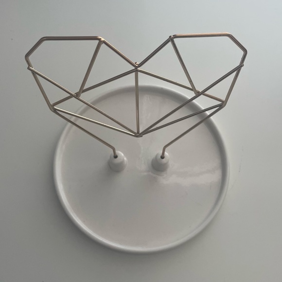 Geometric Heart Jewellery Stand - Picture 6 of 7